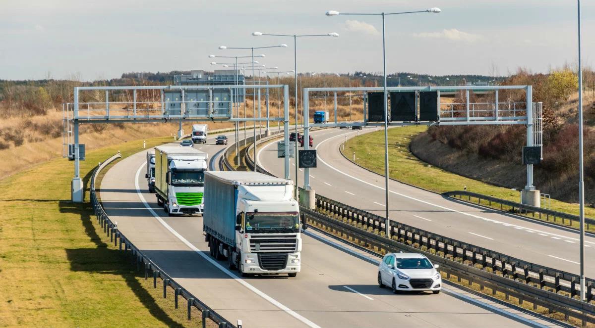 Opłaty za autostrady: do września tego roku dwa systemy - viaTOLL i e-TOLL będą działać równolegle