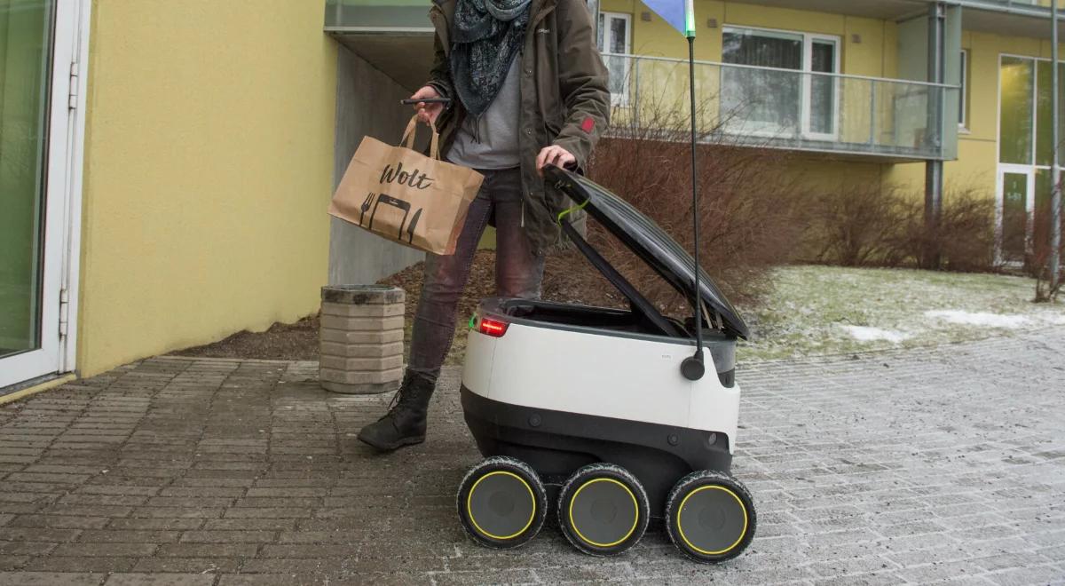 Autonomiczne pojazdy zastąpią kurierów. Estoński gigant testuje nowe rozwiązanie