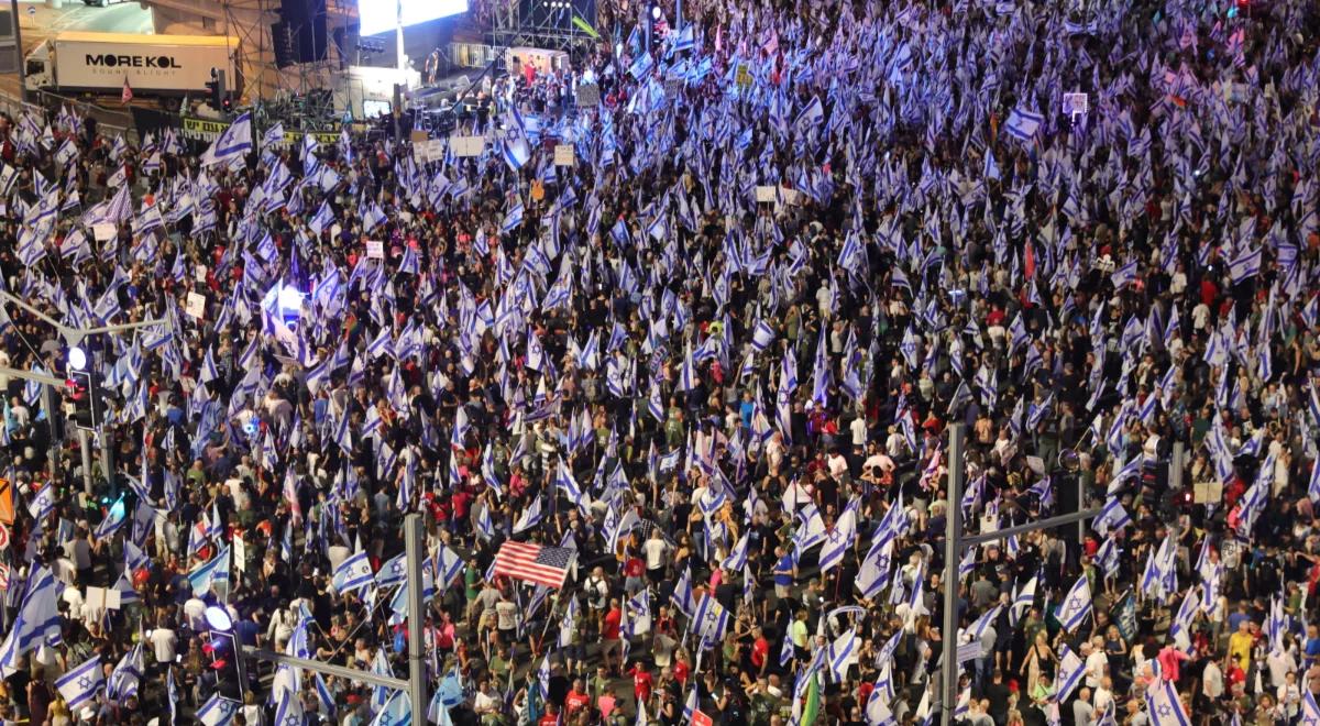 Izraelczycy nie poddają się. Kolejną sobotę z rzędu na ulicach protestowało ponad 100 tys. osób