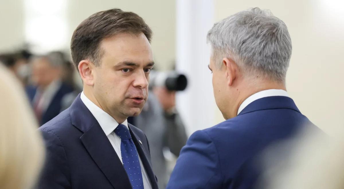 Procedura nadmiernego deficytu nieformalnie zawieszona. Zapadała decyzja KE