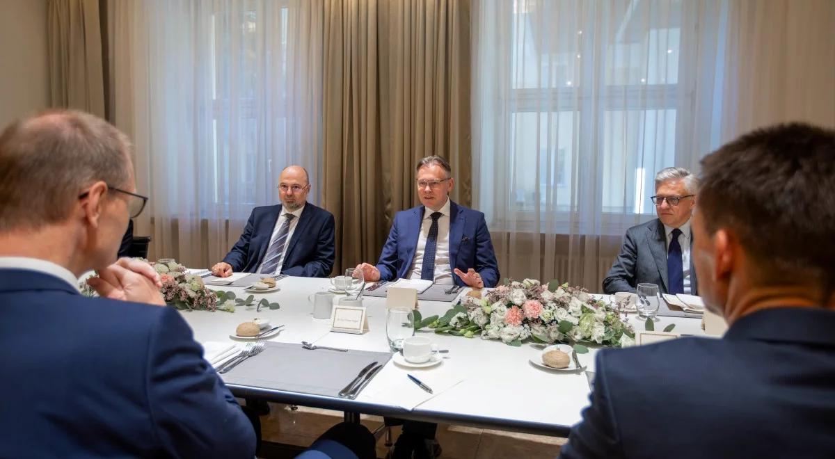 Arkadiusz Mularczyk spotkał się z ambasadorem Niemiec. Poruszono temat reparacji