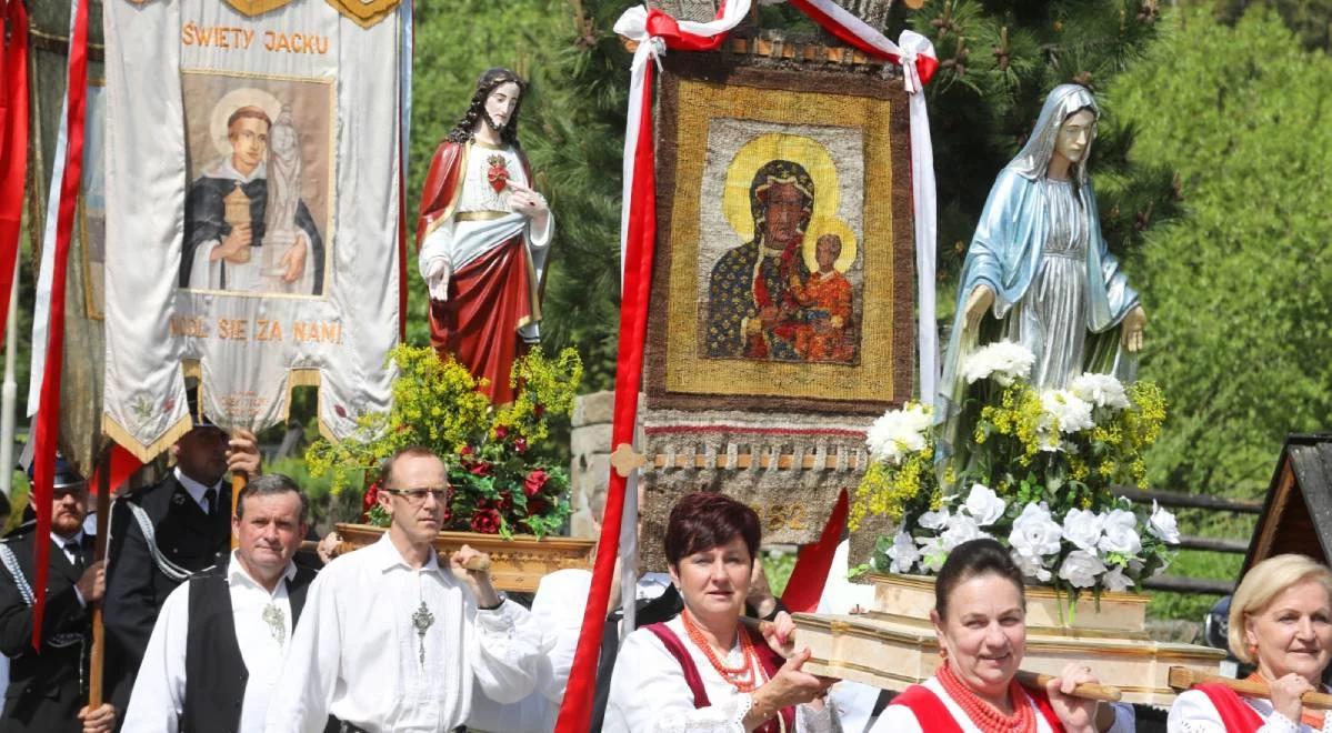 "To święto jest manifestacją naszej wiary". Ks. Jarosław Wąsowicz o uroczystości Bożego Ciała