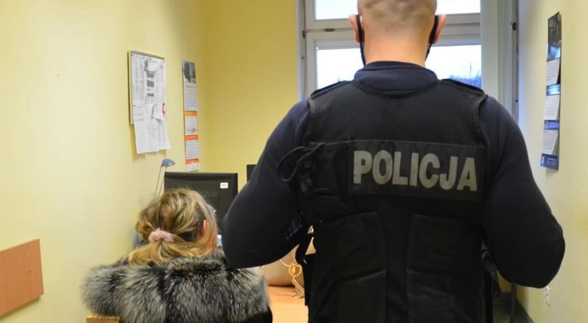 Fałszywe certyfikaty covidowe. Policja ujęła kilka osób, w tym pielęgniarkę