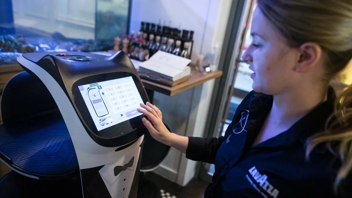 AI a nasza praca. Lista zawodów w Polsce "do odstrzału". A kto jest bezpieczny?