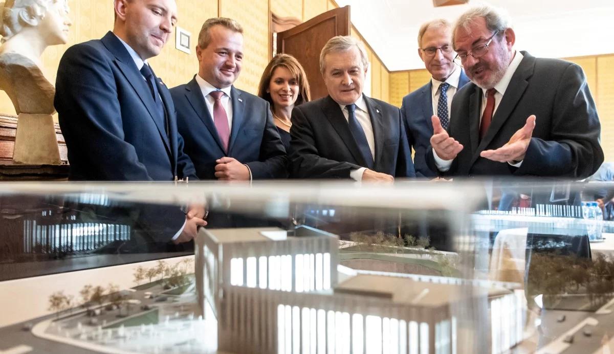 W Bydgoszczy powstanie kampus Akademii Muzycznej. P. Gliński: to inwestycja w polską kulturę