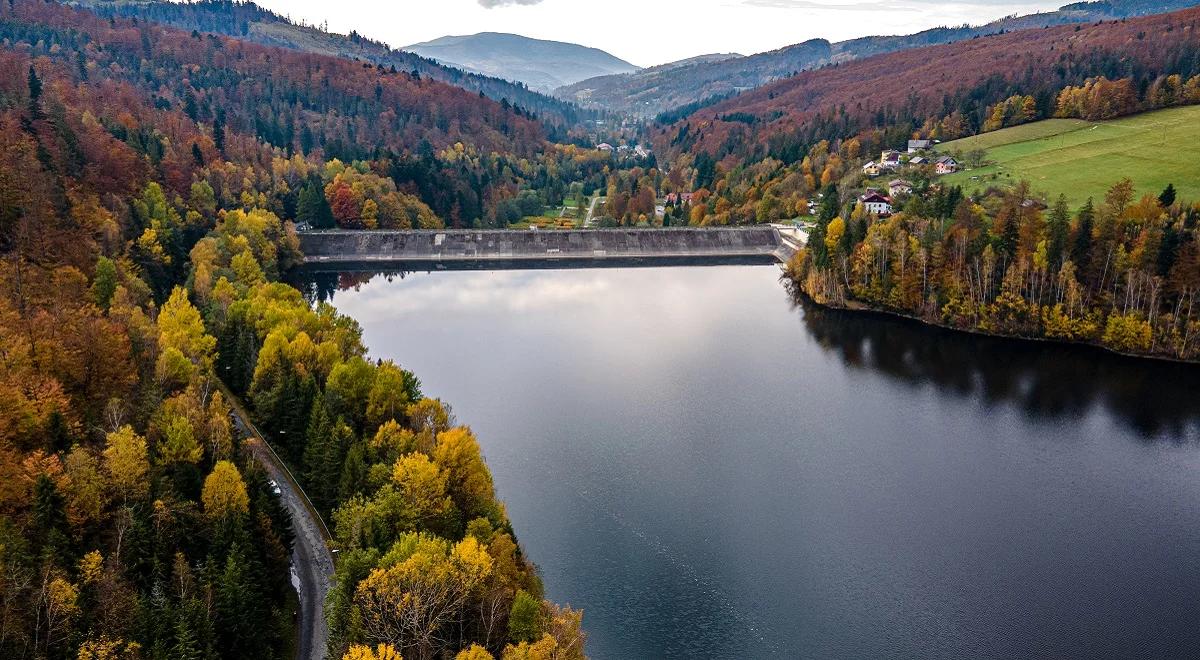 Jak przeciwdziałać niedoborom wody w Polsce? Resort infrastruktury o planowanych inwestycjach