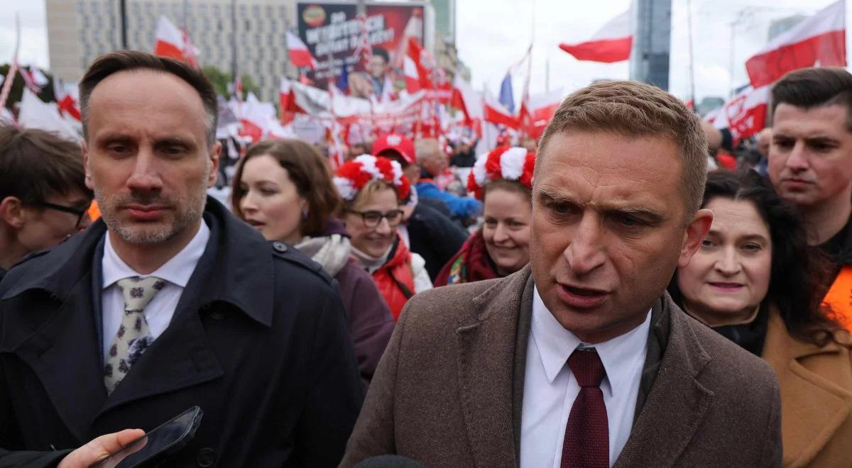 Kowalski i Bąkiewicz wtargnęli do szkoły, MEN reaguje. "Zastraszyli panią dyrektor"