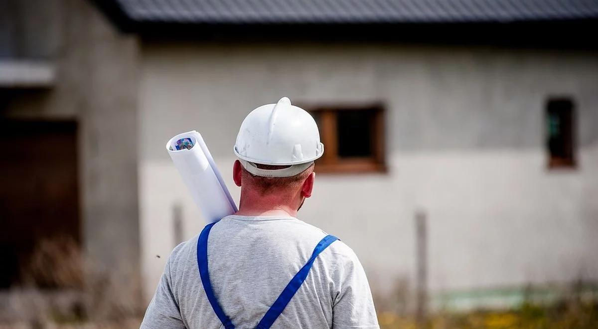 GUS: w maju bezrobocie mniejsze niż w kwietniu