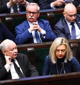 Poparcie dla PiS osiągnęło 40 proc., wysoka przewaga nad KO. Jest nowy sondaż