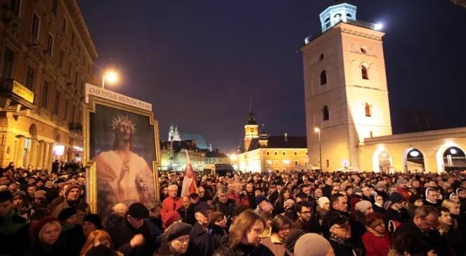 Kilka tysięcy warszawiaków na Drodze Krzyżowej 