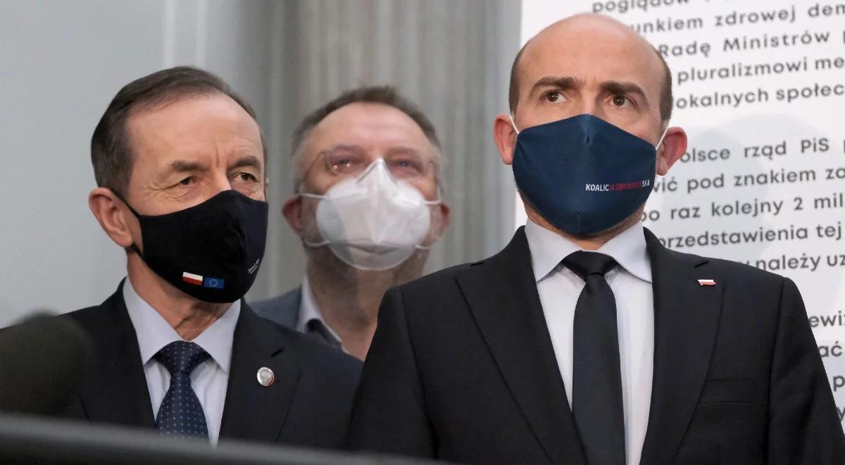 Platforma lewą marsz! Felieton Magdaleny Złotnickiej