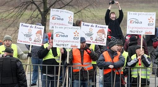 Protest związkowców na spotkaniu Trójkąta Weimarskiego
