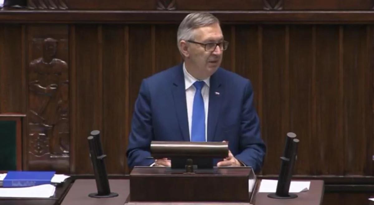 Wiceminister rodziny: mniej dzieci odebranych rodzinom