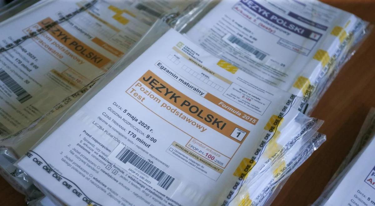 Matura 2025: język polski NA ŻYWO. Temat rozprawki, arkusze CKE i odpowiedzi