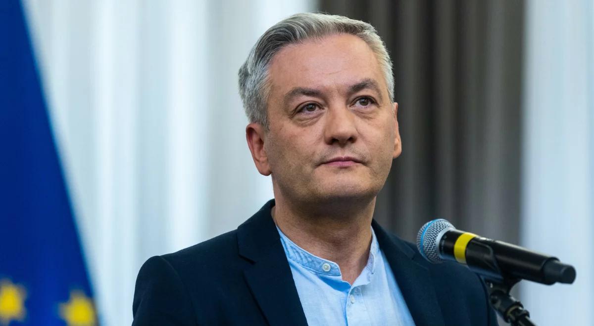 Spór o stanowiska w koalicji. Biedroń: kubeł zimnej wody dobrze zrobi