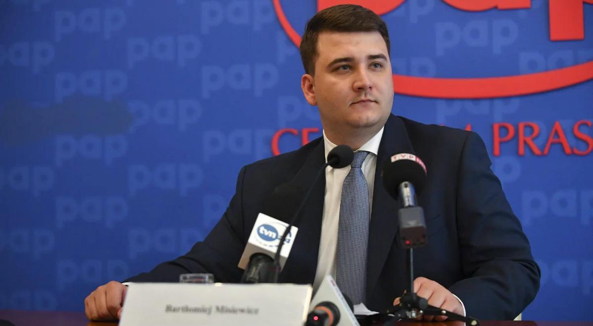 Warszawski sąd apelacyjny: Bartłomiej Misiewicz pozostanie na wolności