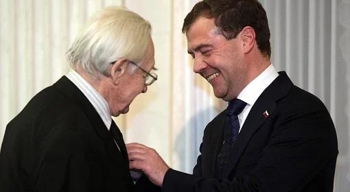 Miedwiediew odznaczył polskiego reżysera