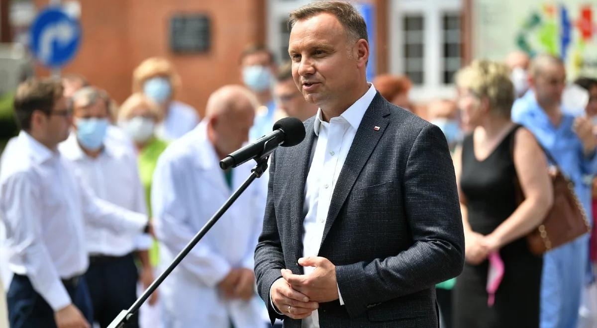 "To przejdzie do czarnej historii prasy w Polsce". Prezydent o jedynce "Faktu"