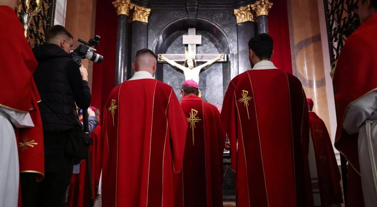 Reforma utknęła w zakrystii? Fundusz Kościelny wciąż bez zmian