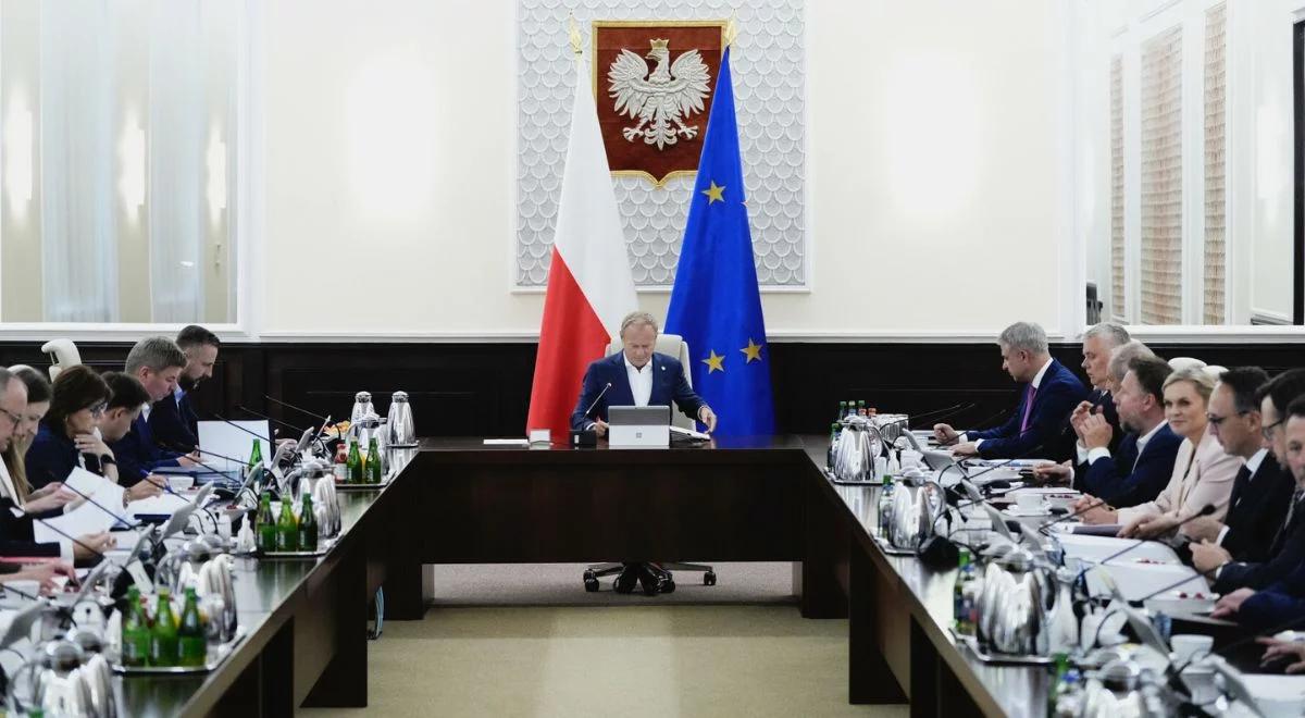 Rekonstrukcja nie pomoże rządowi Donalda Tuska? Nowy sondaż