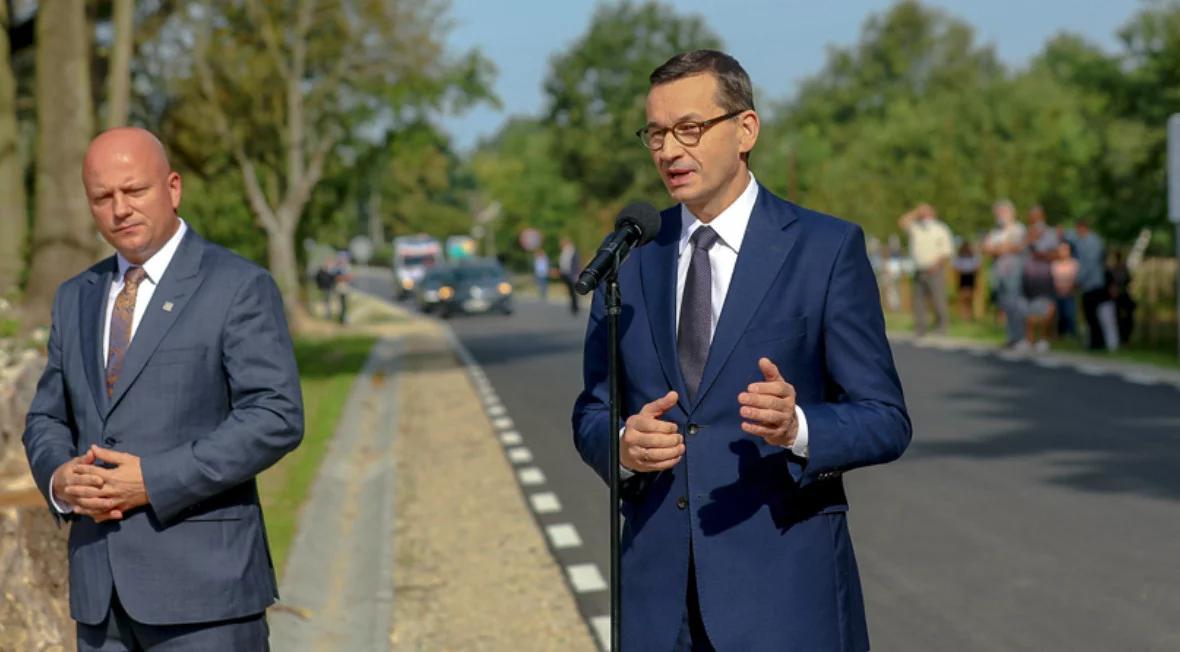 "Inwestycje w infrastrukturę to priorytet rządu". Premier otworzył wyremontowaną drogę