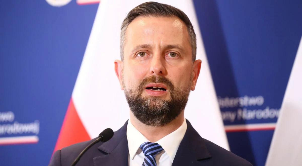 Braun podważa istnienie komór gazowych. Szef MON: czas na zdecydowaną reakcję