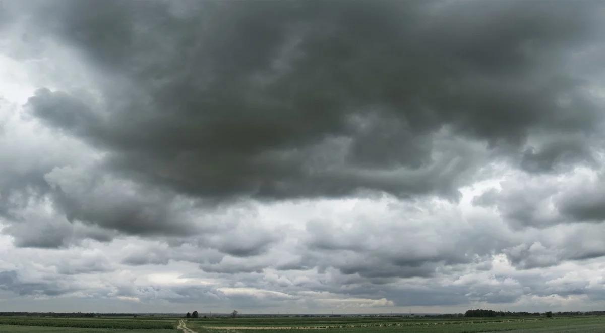 Pochmurno i miejscami burzowo. Prognoza pogody na wtorek