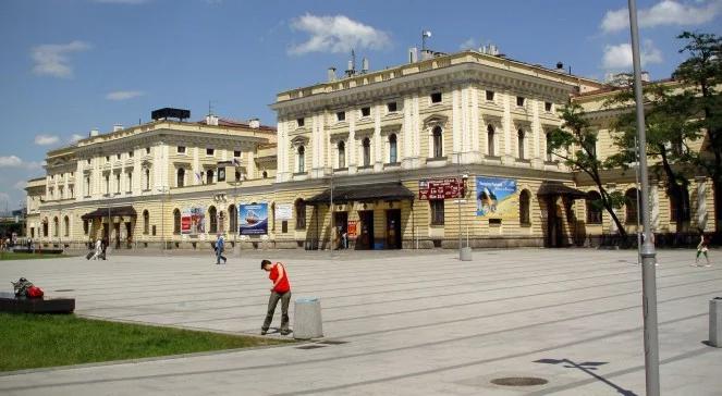 "Tu Straż Ochrony Kolei, proszę zgasić papierosa"