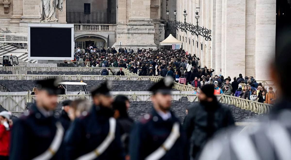 Pogrzeb Benedykta XVI. Od północy czerwona strefa bezpieczeństwa w rejonie pl. Świętego Piotra