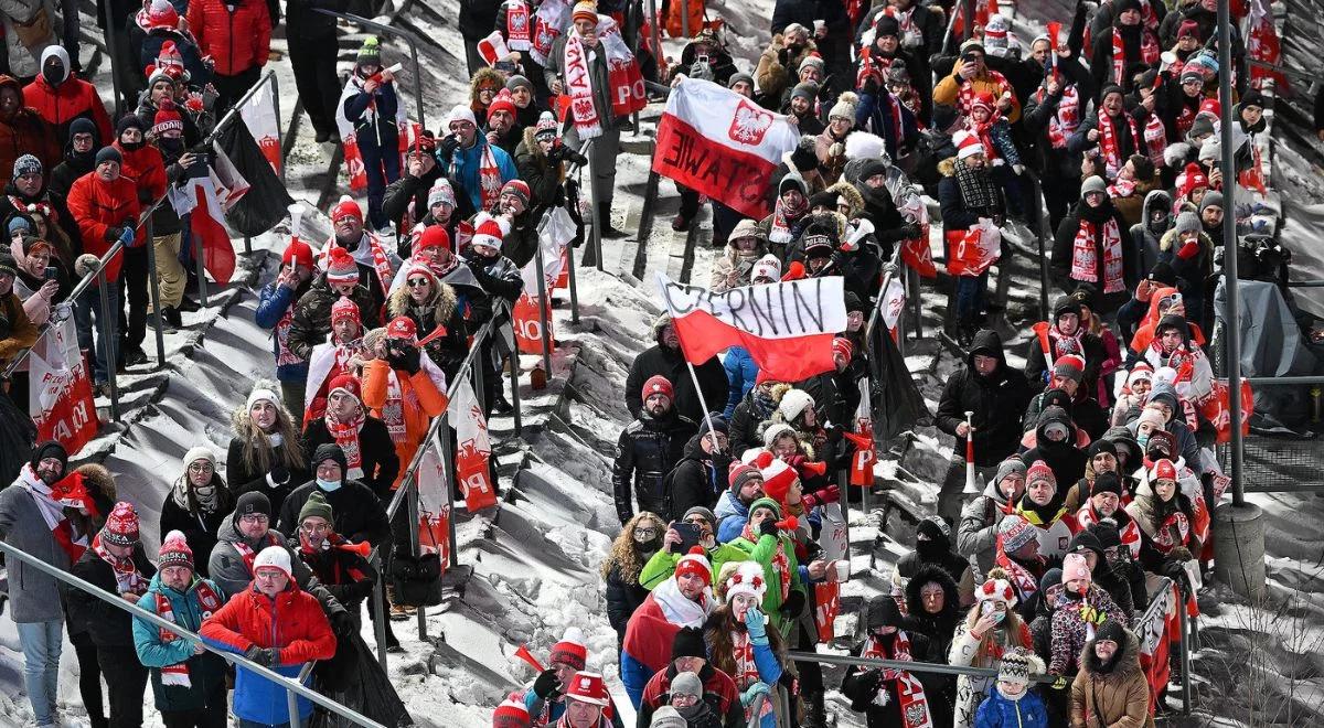 PŚ w skokach: Polscy kibice opanowali Lake Placid! "Czujemy się jak w domu"