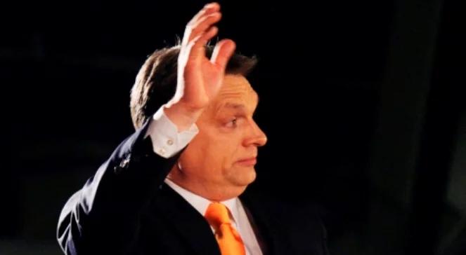 "Wsparcie dla Fidesza nie powinno uciszyć czujności Brukseli"