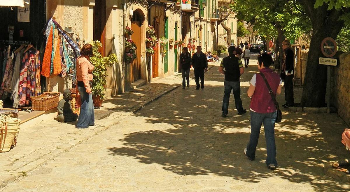 Praca wakacyjna: kto i za ile znajdzie zatrudnienie