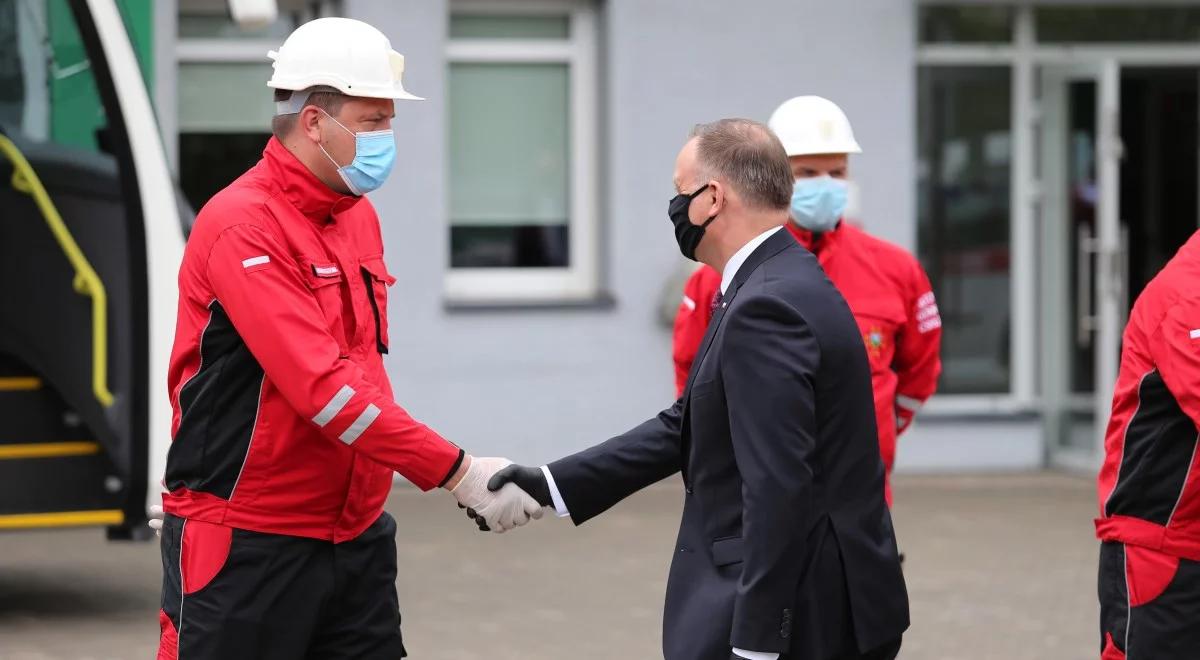 "Niosą pomoc do ostatniego tchnienia". Na Śląsku prezydent spotkał się z górnikami 