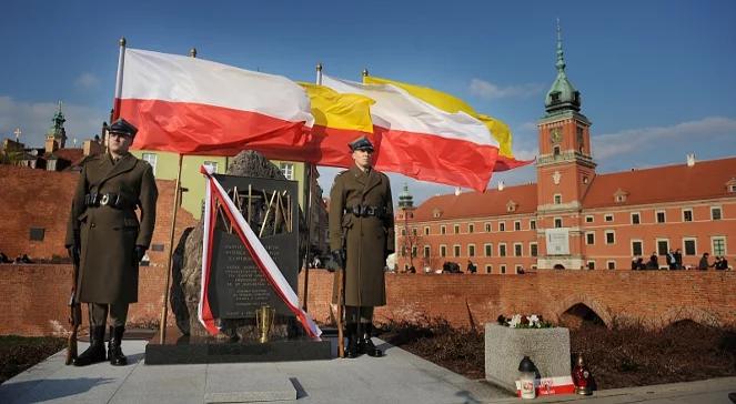 Warszawa uhonorowała ofiary zbrodni katyńskiej