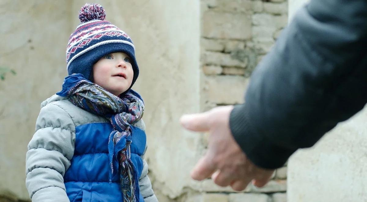 Okupanci wywożą ukraińskie dzieci z Donbasu. Tłumaczą się "ciężkim stanem zdrowia" najmłodszych 