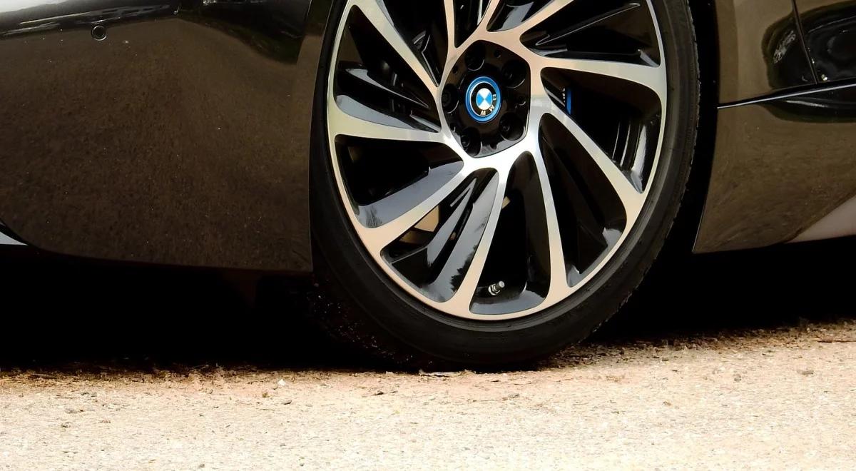 Policja przeszukała siedzibę BMW. W tle podejrzenia o oszukiwanie testów emisji spalin