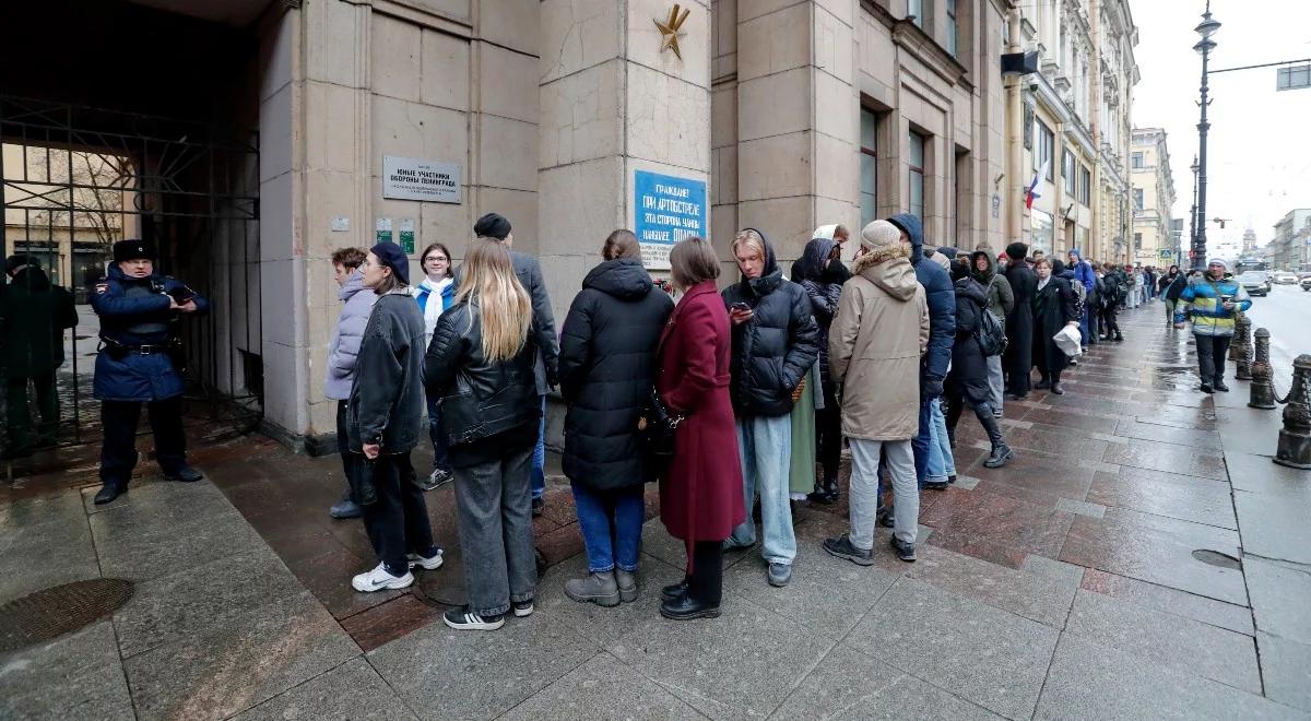 Rosja. Wybory prezydenckie. Trwa akcja "w południe przeciwko Putinowi"