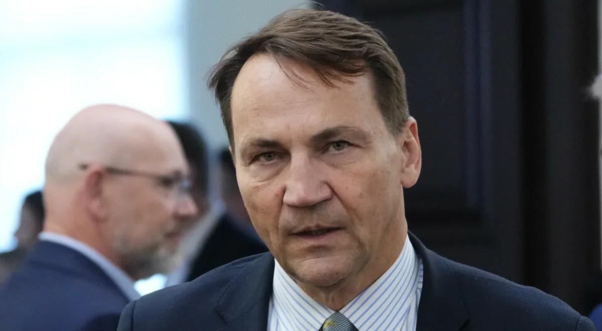 Sikorski grzmi po incydencie w Estonii. "Polska stanowczo potępia"