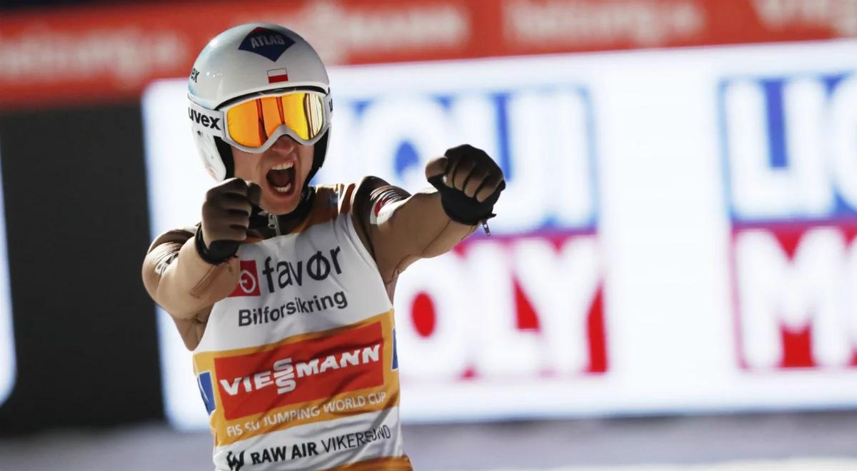 PŚ w Vikersund: Kamil Stoch wygrał finał Raw Air. Drugie miejsce Polaka w cyklu