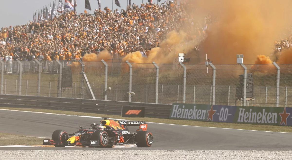 Formuła 1: Max Verstappen nie do pokonania przed własną publicznością. Robert Kubica bez punktów 