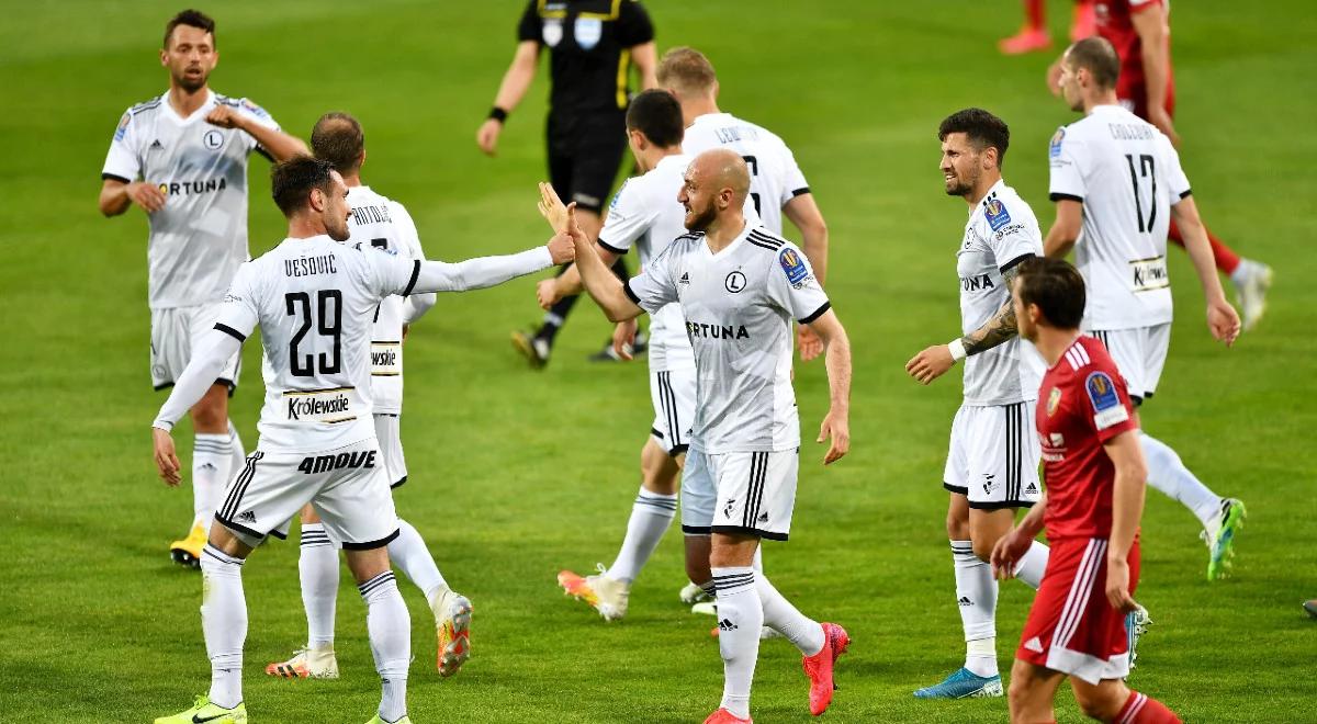 Puchar Polski: piłkarze wrócili do gry. Miedź nie sprawiła niespodzianki, Legia w półfinale