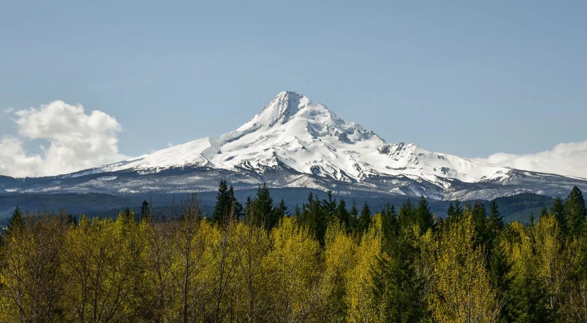 Mount Hood: zmarł alpinista, który spadł ze szczytu w stanie Oregon. Zakończono akcję ratunkową