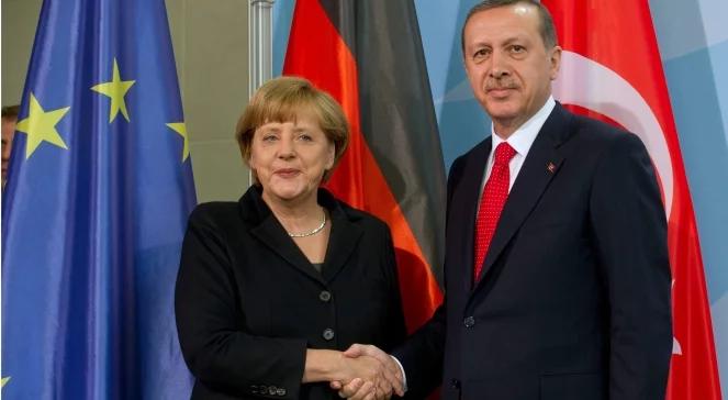 Merkel: negocjacje ws. Turcji w UE kontynuowane