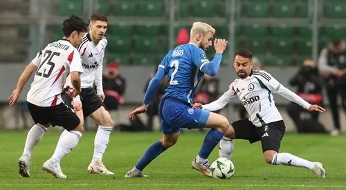 Legia Warszawa pokonała 4:0 Dy...