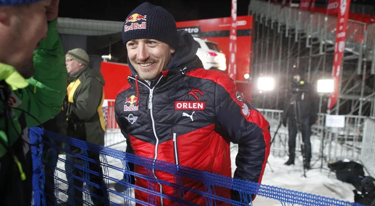 PŚ w skokach: Polacy tuż za podium konkursu drużynowego w Lahti. Małysz: nasi zawodnicy to nie są maszyny