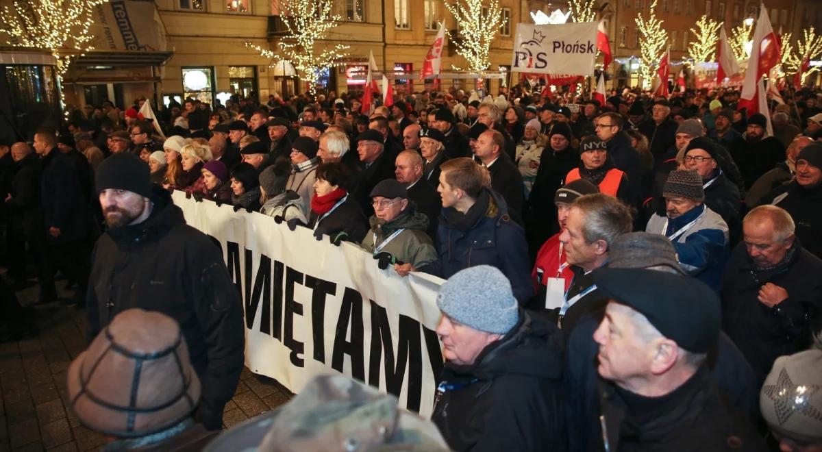 Rocznicowe manifestacje i kontrmanifestacje   