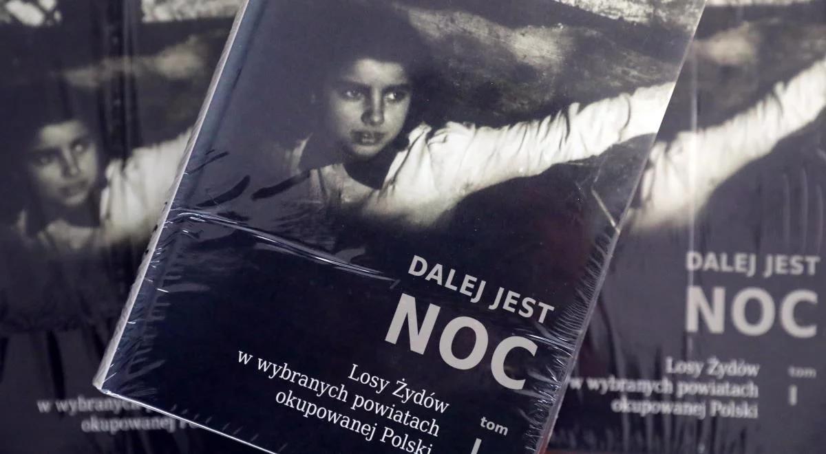 "Zamieszanie metodologiczne" i "brak źródeł wyliczeń". Historyk wskazuje błędy w "Dalej jest noc" 