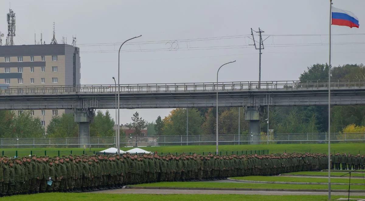 Rosjanie werbują w więzieniach nawet kobiety. Chcą nimi uzupełniać straty na froncie