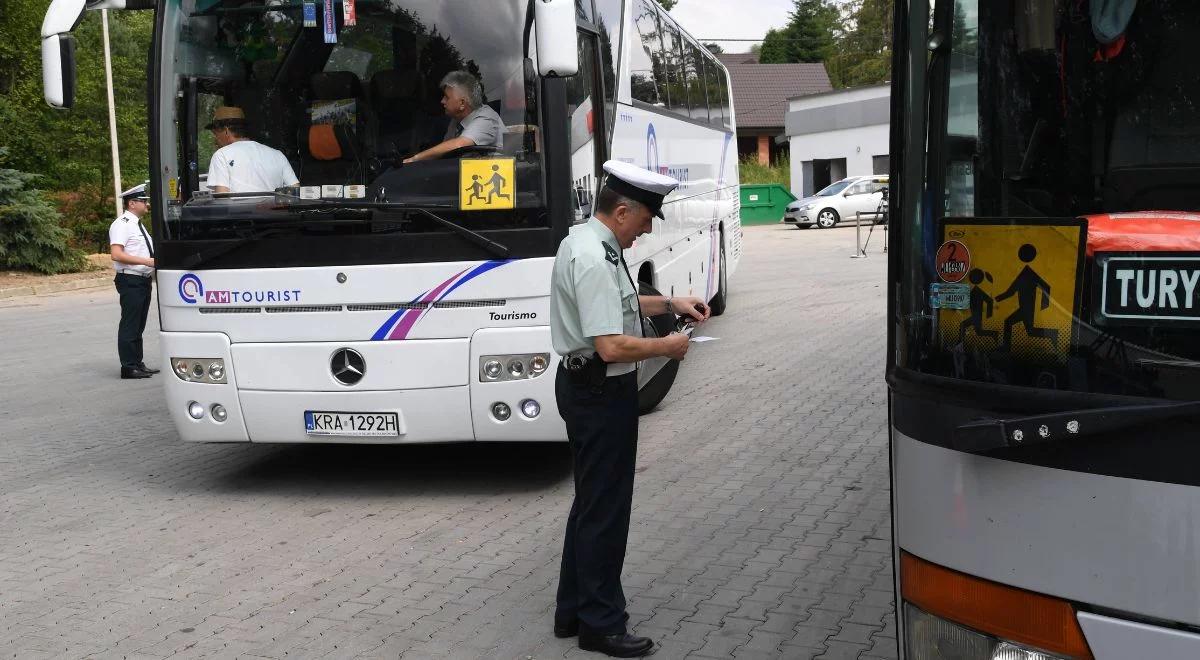 Wzmożone kontrole autokarów. Od początku wakacji sprawdzono ich ponad 6 tys.