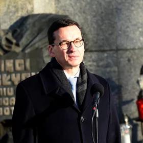 Mateusz Morawiecki na uroczystościach rocznicy Grudnia'70 w Szczecinie